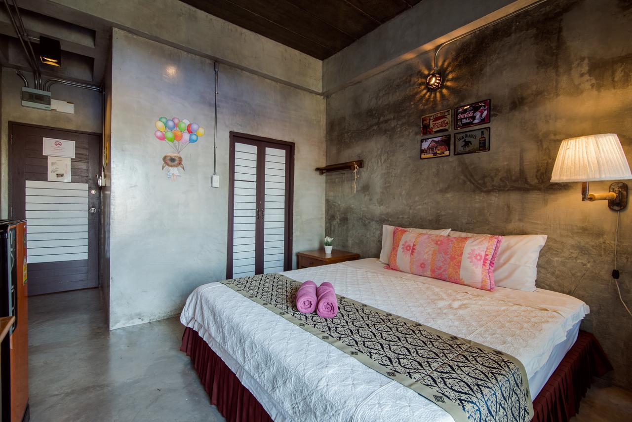 Lovely Guesthouse 94 Хуахін Екстер'єр фото